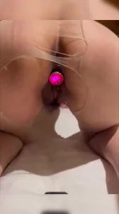 老公带着极品身材的美女老婆酒店找单男