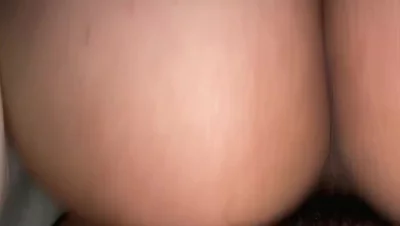 母狗扒逼上位乘骑